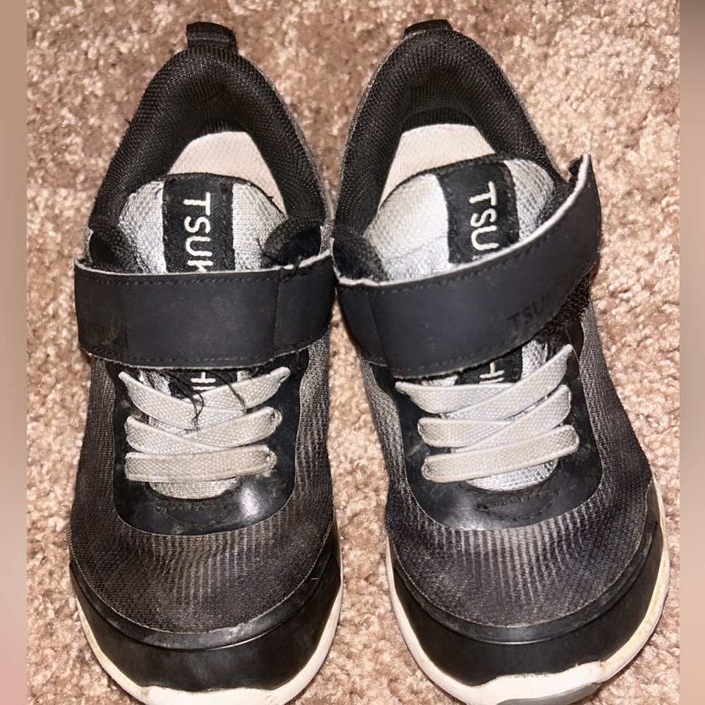 🫶 3 for $20 ! Toddler sneakers size 8 black toddler sneakers size 8c
